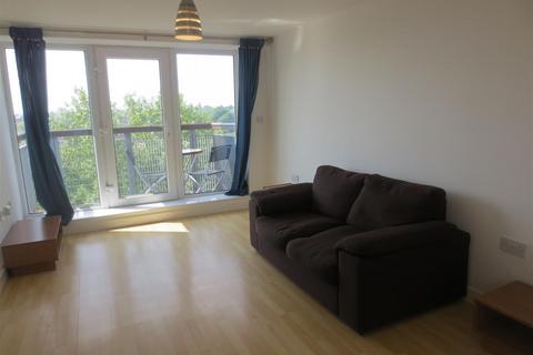 2 bedroom apartment to rent, Lakeside Rise , Blackley