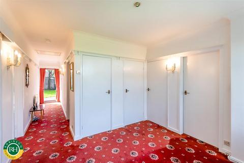 16 Ennerdale Road, Wheatley Hills, Doncaster, DN2 5QP