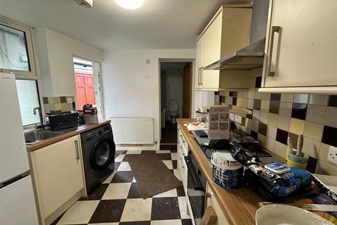 1 bedroom flat to rent, Gordon Road, Aldershot