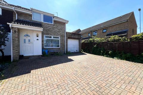40 Belsay, Toothill, Swindon, SN5 8HB