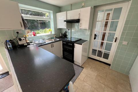 40 Belsay, Toothill, Swindon, SN5 8HB