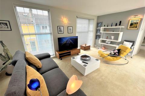 2 bedroom terraced house to rent, Toronto Terrace, Brighton