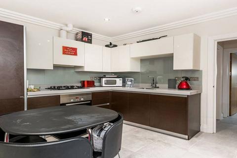 4 bedroom mews to rent, N19
