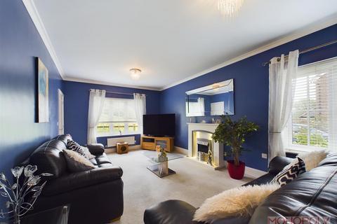 4 bedroom detached house for sale, Llys Clark, Caergwrle, Wrexham