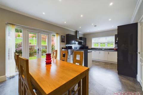 4 bedroom detached house for sale, Llys Clark, Caergwrle, Wrexham