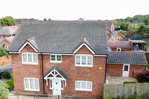 4 bedroom detached house for sale, Llys Clark, Caergwrle, Wrexham