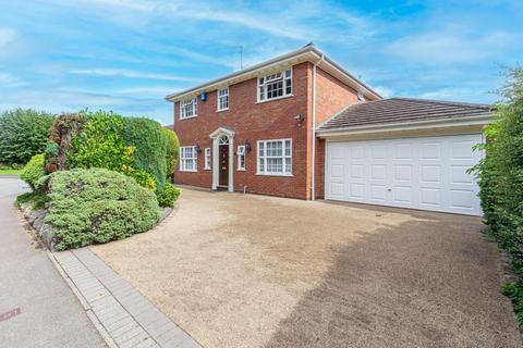 4 bedroom detached house for sale, Church Road, Swindon, DY3 4PG