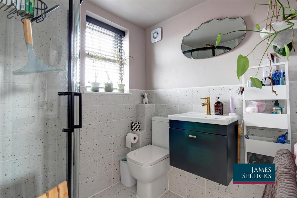 Ensuite