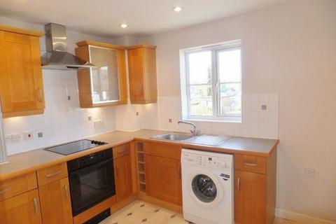 2 bedroom flat to rent, Mercer Close, Aylesford ME20 6QY