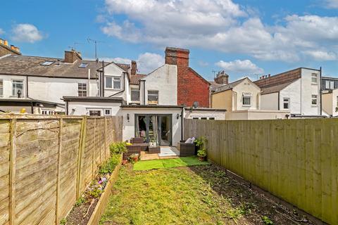 2 bedroom terraced house for sale, Cavendish Road, St. Albans