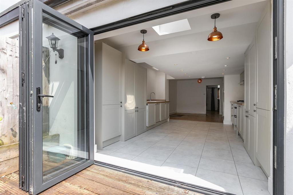 38 Cavendish Road-27.jpg