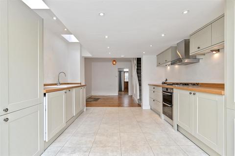 38 Cavendish Road, St Albans, AL1 5EE