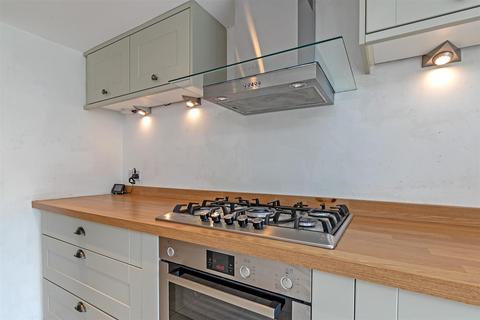 38 Cavendish Road, St Albans, AL1 5EE