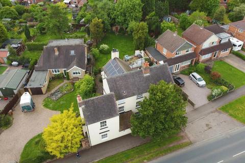 5 bedroom detached house for sale, Fazeley Road, Tamworth