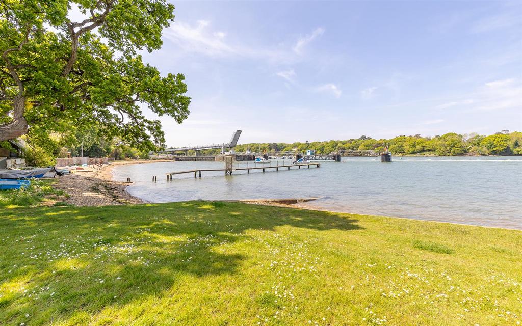 Water frontage and Jetty