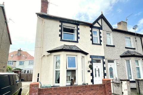 2 bedroom end of terrace house for sale, Winllan Avenue, West Shore, Llandudno