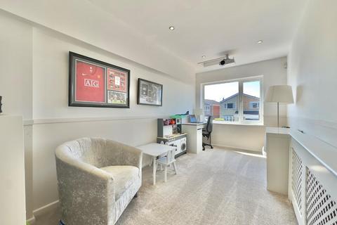 45 Baslow Crescent, Dodworth, Barnsley, S75 3SG