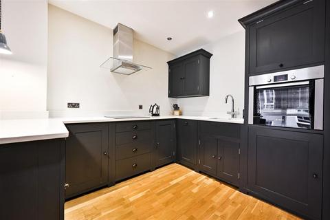1 bedroom apartment for sale, 10 Hosier Lane, London EC1A