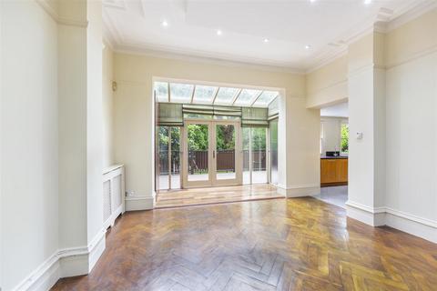 3 bedroom flat for sale, Langland Gardens, Hampstead, NW3