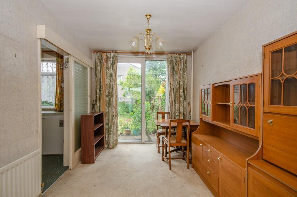 Dining room pic 2.jpg