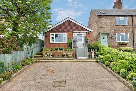 2 bedroom detached bungalow for sale, Tollerton, York  YO611PS