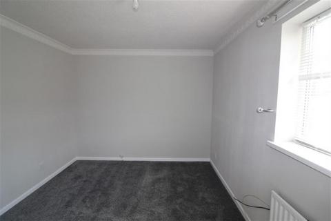 2 bedroom terraced house to rent, Musgrave View, Bramley, LS13 2QN
