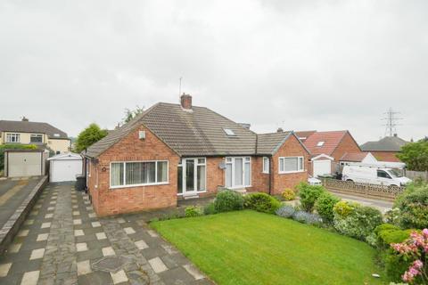 2 bedroom semi-detached bungalow for sale, The Fairway, Stanningley, Pudsey