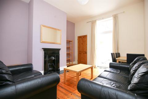 2 bedroom flat to rent, Whitefield Terrace, Newcastle Upon Tyne NE6