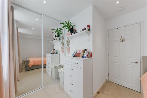 Flat 1, 29a Abbey Parade, London, SW19 1DG