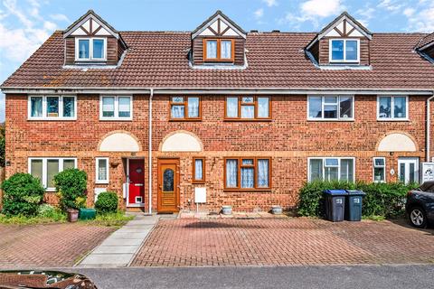 4 bedroom house for sale, Heathfield Drive, Mitcham CR4