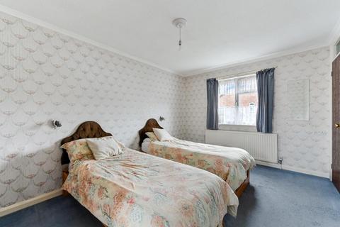 3 bedroom detached house for sale, Cardinal Close, Worcester Park