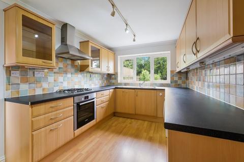 4 bedroom detached house for sale, Chesterfield Road, Ewell