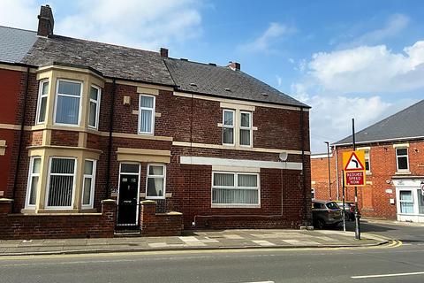 2 bedroom terraced house for sale, Albert Avenue, Wallsend