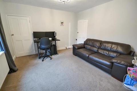 32 Bingham Road, Radcliffe On Trent, Nottingham, NG12 2FU