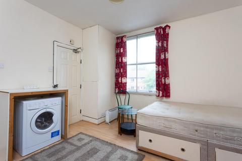 1 bedroom flat to rent, Clarence Street York