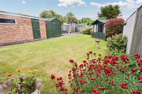 20 Beaumont Road, Carlton Colville, Lowestoft, NR33 8LE