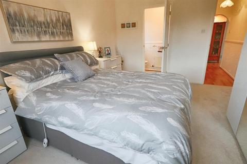 20 Beaumont Road, Carlton Colville, Lowestoft, NR33 8LE