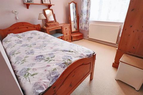 20 Beaumont Road, Carlton Colville, Lowestoft, NR33 8LE
