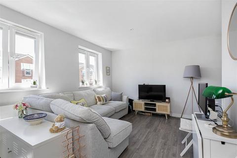 1 bedroom flat for sale, Hutton Grove, North Finchley