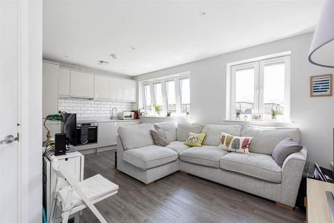 1 bedroom flat for sale, Hutton Grove, North Finchley