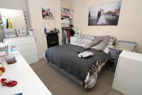 1 bedroom apartment for sale, East Ham Road, Littlehampton, West Sussex