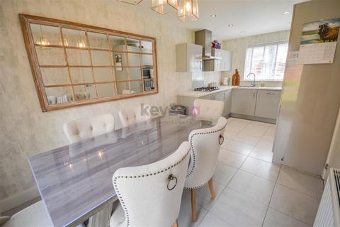 32 Ruby Lane, Mosborough, Sheffield, S20 5FJ