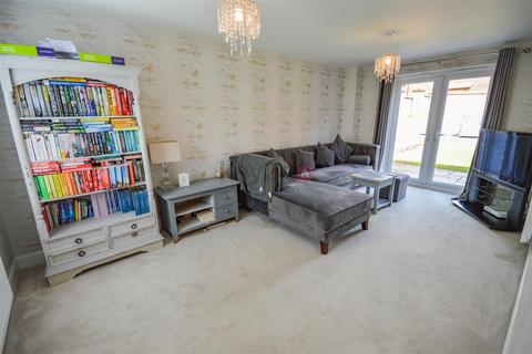 32 Ruby Lane, Mosborough, Sheffield, S20 5FJ