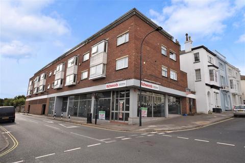 2 bedroom flat to rent, Melville Street, Ryde, PO33 2AT