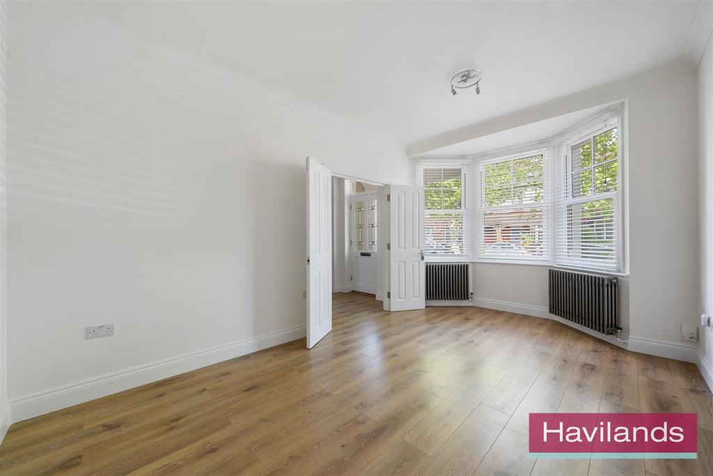 Bagshot Road, Enfield 4 bed house for sale £675,000