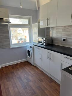 1 bedroom apartment to rent, Whitebarn Lane, Dagenham