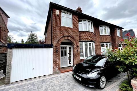 3 bedroom semi-detached house for sale, Brooklawn Drive, Didsbury