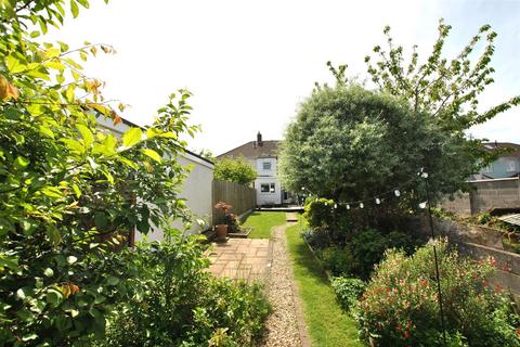 3 bedroom terraced house for sale, New Fosseway Road, Whitchurch