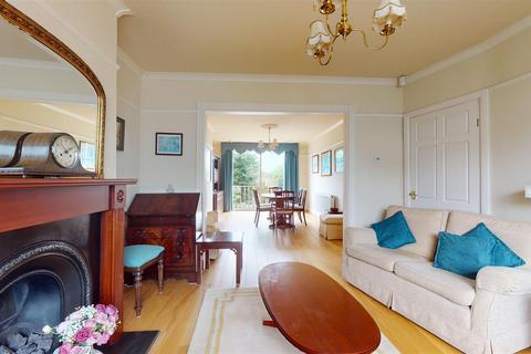 738 Wells Road, Bristol, BS14 0PA