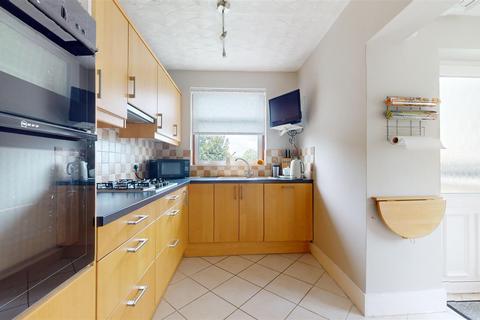 738 Wells Road, Bristol, BS14 0PA